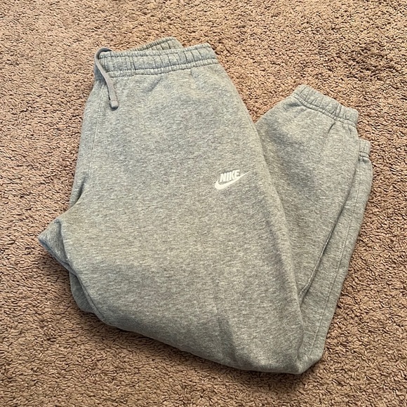 Nike Pants - Nike sweatpants
